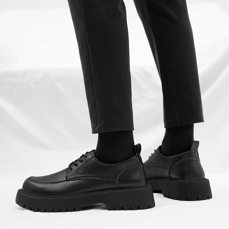 Runde Zehenpartie mit Schnürun – Men Shoes Expensive Bewertung und Preis