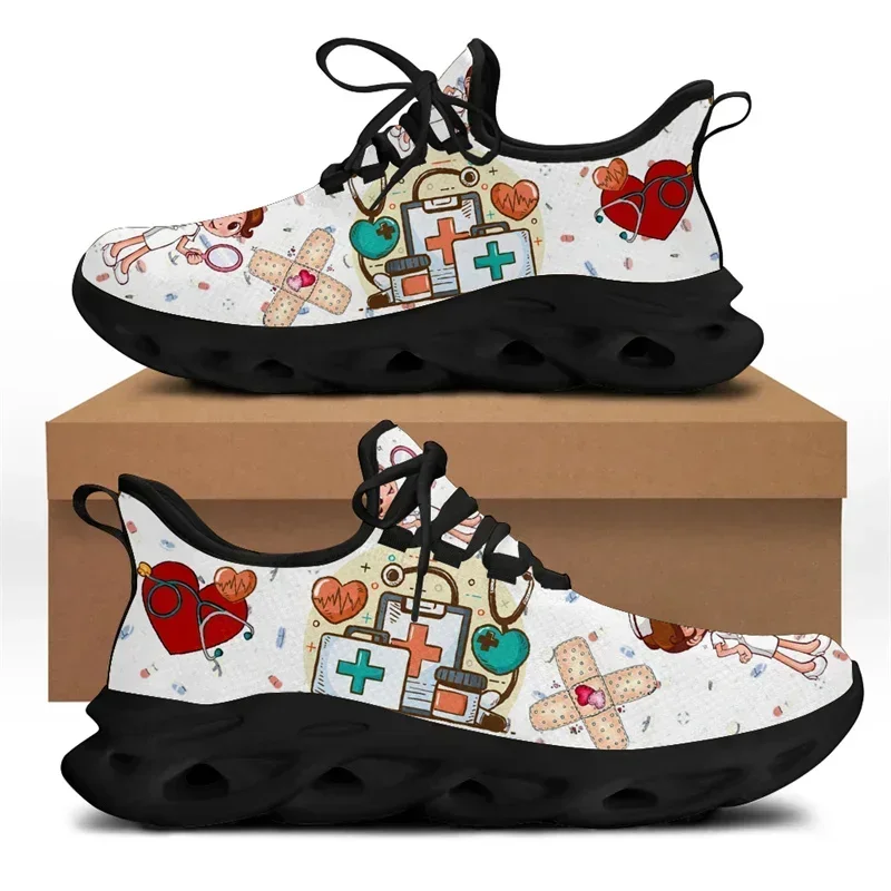 Weiße Pflegeschuhe für Frauen, – Men Shoes Marks Bewertung und Preis